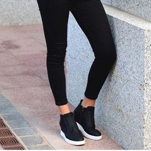 Wedge Zipper Sneaker